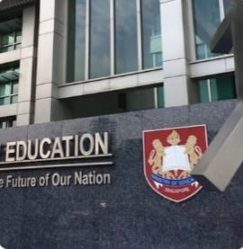 Singapore raises salaries to retain teachers 